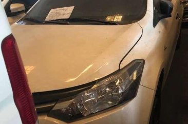 SELLING Toyota Vios base 2015 manual
