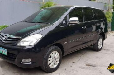 2010 Toyota Innova V Automatic transmission 2.0L VVTi