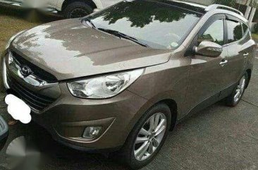 2013 model Hyundai Tucson Bronze 4x4 Automatic