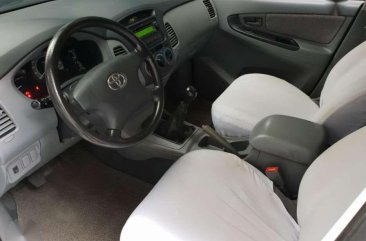 2009 Toyota Innova E diesel manual 