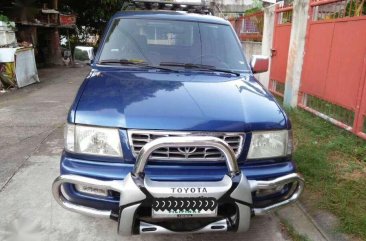 2002 Toyota Revo automatic gas FOR SALE