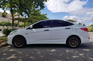 2012 Hyudai Accent 1.4 Manual Transmission Smooth shifting