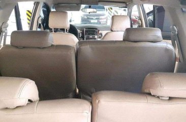 Toyota Innova 2013 1st owner, casa maintained. 