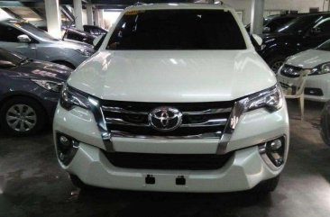 2017 Toyota Fortuner 2.4V A/T Pearl White DIESEL