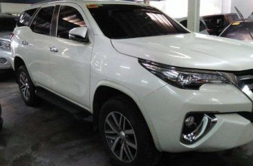 2017 Toyota Fortuner 2.4V A/T Pearl White DIESEL