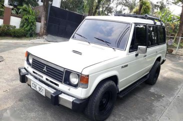 Mitsubishi Pajero 1990 for sale 