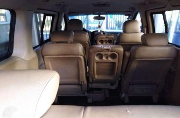 2009 Hyundai Grand Starex Gold for sale 