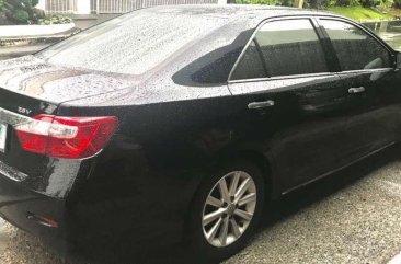 Toyota Camry 2.5V AT 2012 FOR SALE