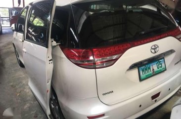 TOYOTA Previa Q 2009 Automatic White FOR SALE