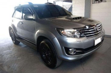 2015 Toyota Fortuner V 4x2 dsl AT FOR SALE