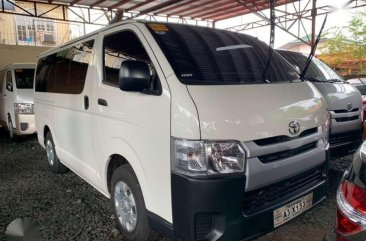 2018 TOYOTA Hiace 30 Commuter Manual Tranny White