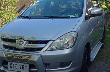  FOR SALE Toyota Innova 2006 Gas engine