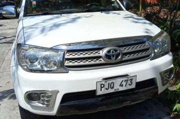 2011Toyota Fortuner mt 730k nego new tires