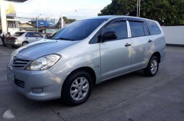 Toyota Innova e 2009 DIESEL Second gen MANUAL