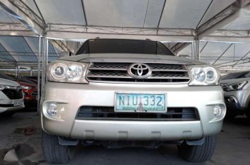 2010 Toyota Fortuner 25 G AT Dsl FOR SALE