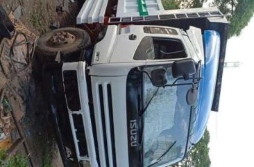 Isuzu Giga Dump Truck 2015 for sale 