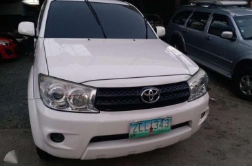 TOYOTA Fortuner G Diesel 2006model FOR SALE