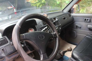 Second-hand Toyota Revo GL 2000 for sale