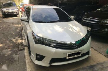 2016 Toyota Altis 20V automatic top of the line model