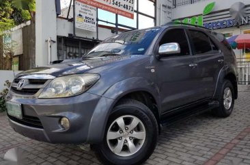2008 TOYOTA Fortuner V 4x4 Top of the Line First Owned