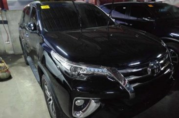 2017 Toyota Fortuner 2.4V 4x2 diesel automatic newlook BLACK