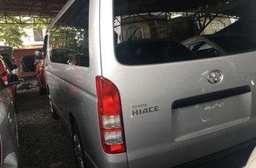 2018 TOYOTA Hiace 3.0 Commuter Manual Silver