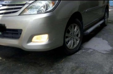 FS: Toyota Innova 2009 G - 2.0 Gas A/T