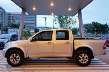 Isuzu D-Max LX TD-Intercooler AT 2006 - 450K Negotiable