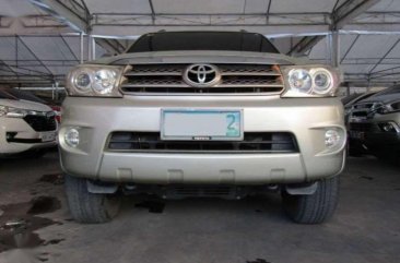 2010 Toyota Fortuner 4X2 2.5 G Diesel Automatic