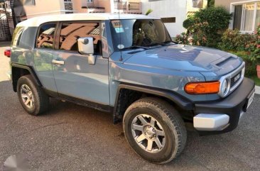 RUSH SALE Toyota FJ Cruiser 2015 4wd Fresh Unit