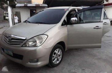 Toyota Innova 2009 E variant FOR SALE