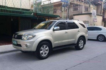 2011 Toyota Fortuner 4x2G Diesel-Automatic