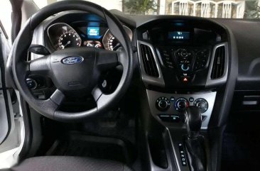 2013 Ford Focus Hatchback AT