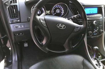 2010 Hyundai Sonata Theta II 1st owner Excellent Condition