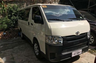 2017 Toyota HIACE Commuter 30 manual diesel 18 seaters