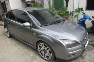 2007 FORD FOCUS Hatchback - super fresh ad clean in andout