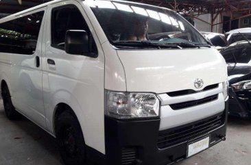 2017 Toyota Hiace Commuter 3.0 Manual Diesel White