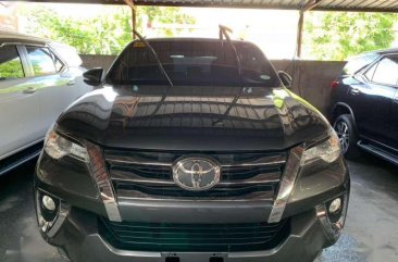 TOYOTA Fortuner 2.4 G 4x2 2017 Manual Gray