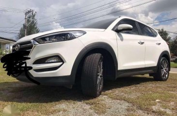 2016 Hyundai Tucson 20 CRDi GLS DSL Top of the line Additional Option