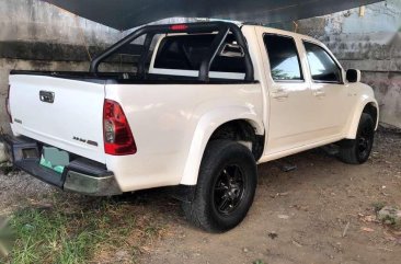 Toyota Hilux G 2012 4x2 Manual for sale 