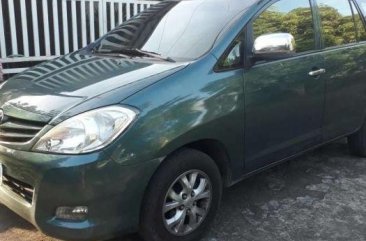 Toyota Innova E 2.5 diesel MATIC 2011