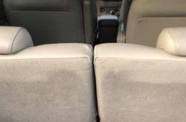 Toyota Innova 2009 v Gas Automatic FOR SALE