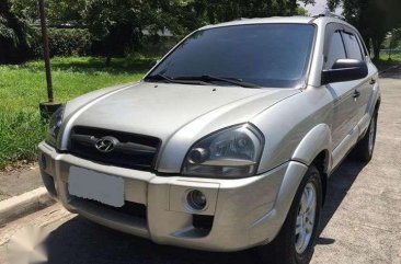 2007 HYUNDAI TUCSON : automatic . cold aircon