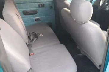 Toyota Revo 2000 manual transmission