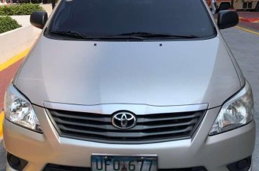 FOR SALE!!! Toyota Innova E gas 2012