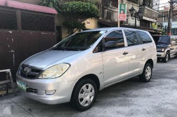 2007 Toyota Innova J Gas engine Manual transmission