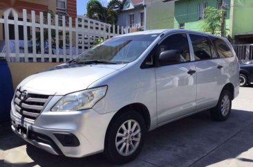 2015 Toyota Innova E dsl 695k