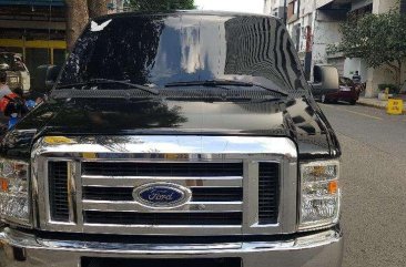 For sale Ford E150 2010 model