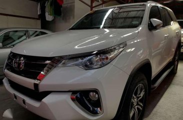 TOYOTA Fortuner 2.4 G 4x2 2018 Manual White