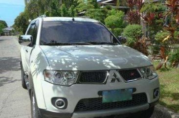 RUSH 2013 Mitsubishi Montero GLS-V (2.5L Diesel) AT Casa Maintained